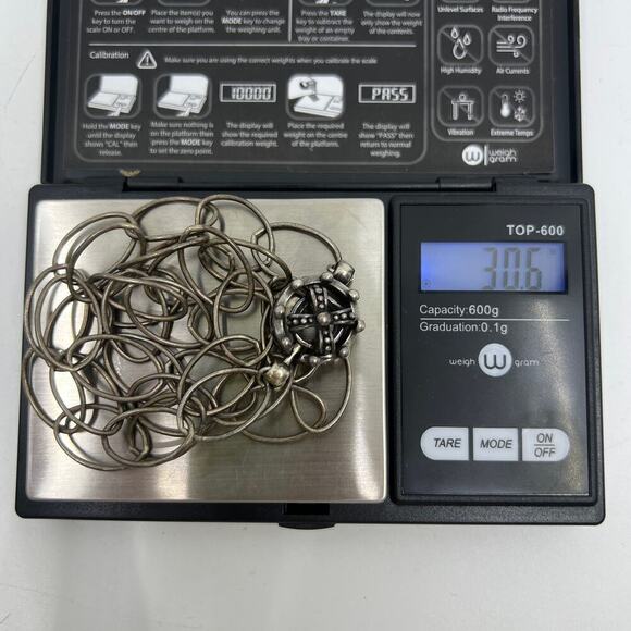 Vintage 925 Sterling Silver Coronation Crown Clasp Wide Link Chain Necklace - Picture 6 of 6